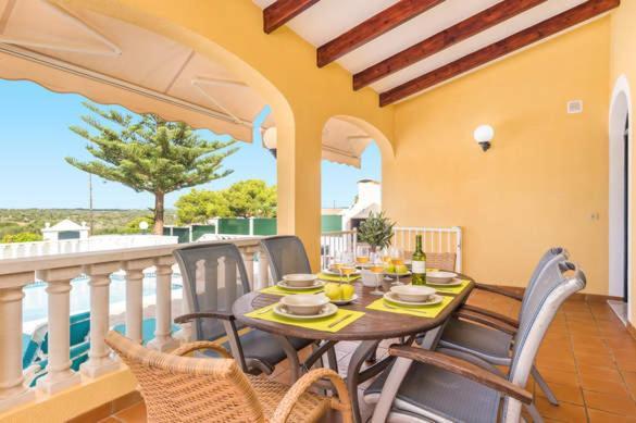 Villa Vistamar Cala En Porter  Eksteriør bilde